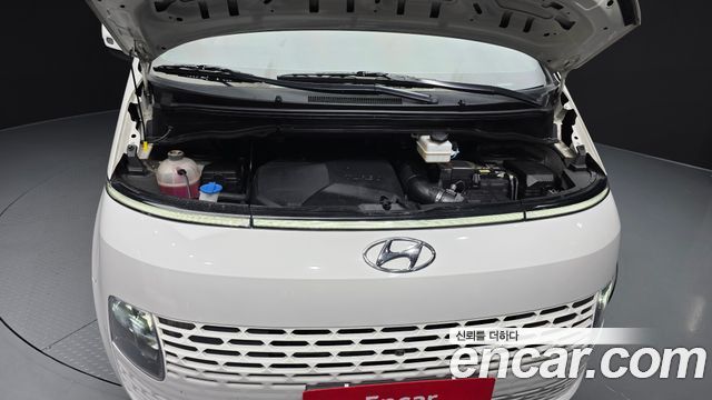 Hyundai Staria 2024 — photo 6