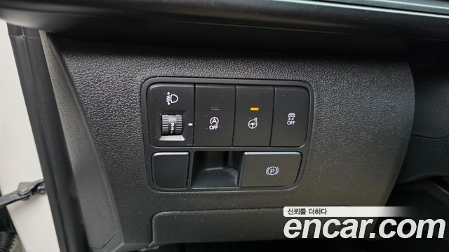 Hyundai Staria 2024 — photo 24