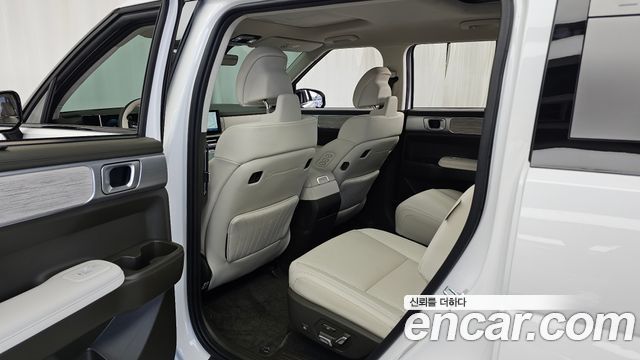 Hyundai Santafe 2024 — photo 18