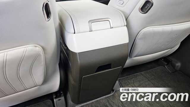 Hyundai Santafe 2024 — photo 31