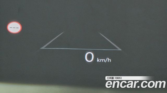 Hyundai Santafe 2024 — photo 32