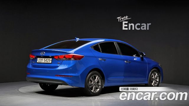 Hyundai AVANTE 2017 — photo 2