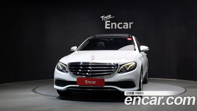 Mercedes-Benz E-Class 2018 — photo 3