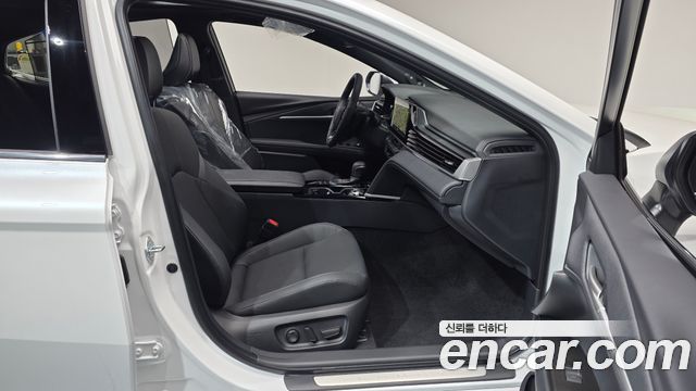 Toyota Camry 2026 — photo 17