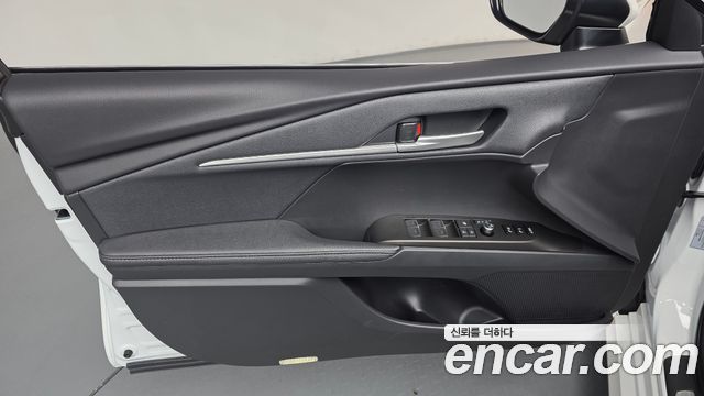 Toyota Camry 2026 — photo 14