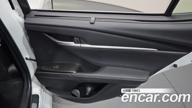 Toyota Camry 2026 — photo 15