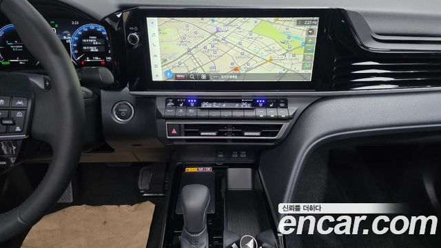 Toyota Camry 2026 — photo 28