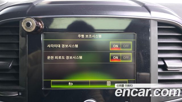 Renault Korea QM6 2017 — photo 23