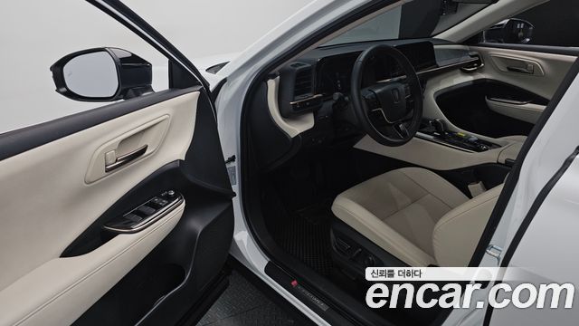 Toyota Crown 2026 — photo 17