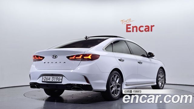 Hyundai Sonata 2018 — photo 2