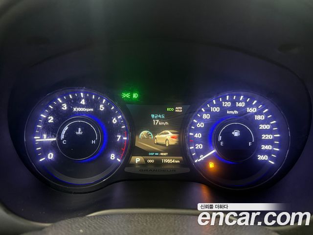 Hyundai Grandeur 2012 — photo 8