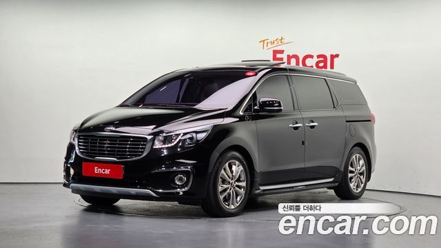 Kia Canival 2015 — photo 1