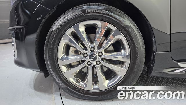 Kia Canival 2015 — photo 5