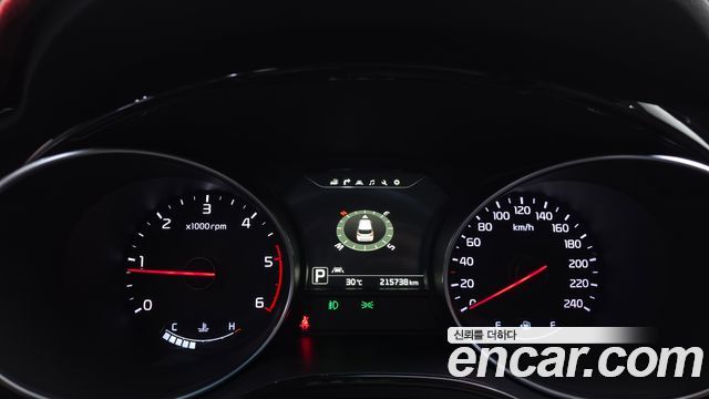 Kia Canival 2015 — photo 8