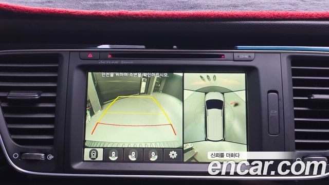 Kia Canival 2015 — photo 17