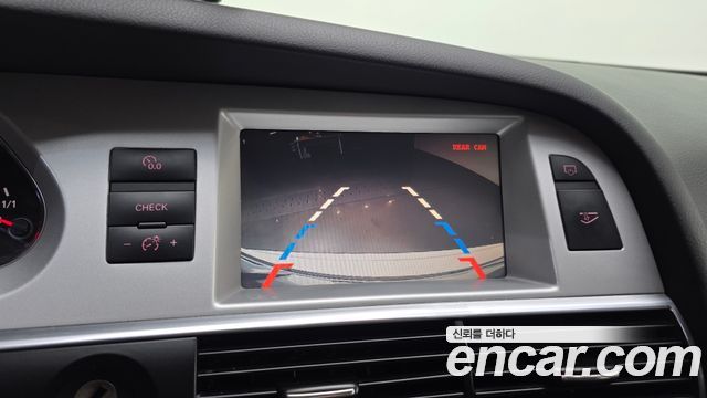 Audi A6 2010 — photo 15