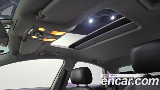 Audi A6 2010 — photo 20