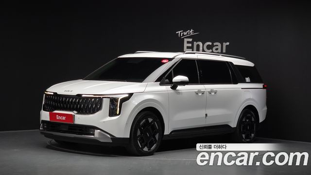 Kia Canival 2024 — photo 1