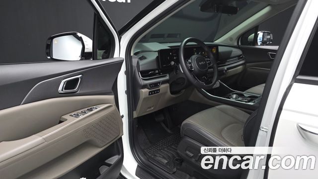 Kia Canival 2024 — photo 13