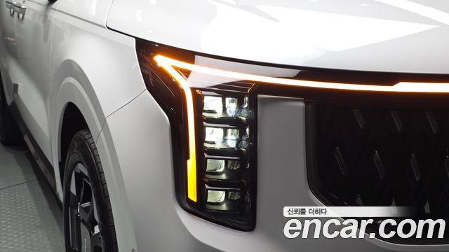 Kia Canival 2024 — photo 8