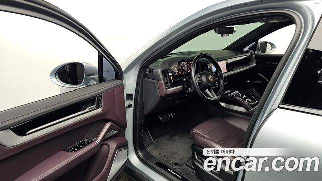Porsche Cayenne 2024 — photo 13