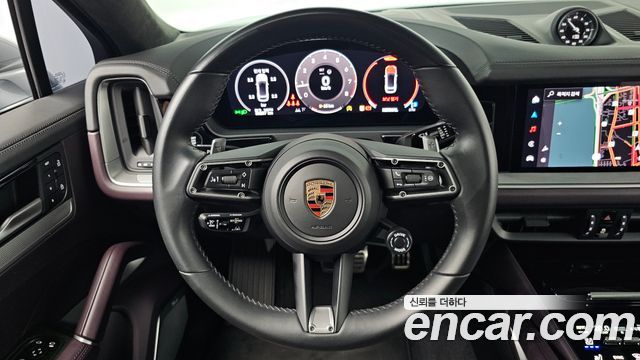 Porsche Cayenne 2024 — photo 19