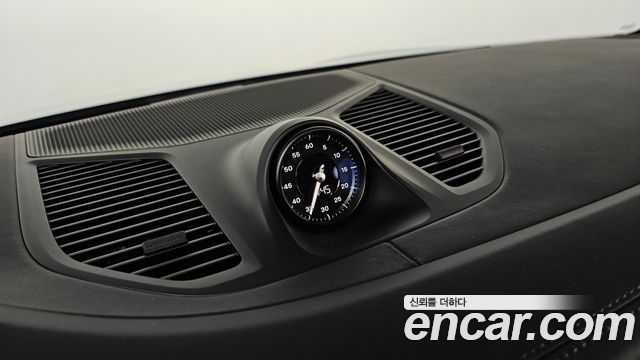 Porsche Cayenne 2024 — photo 29