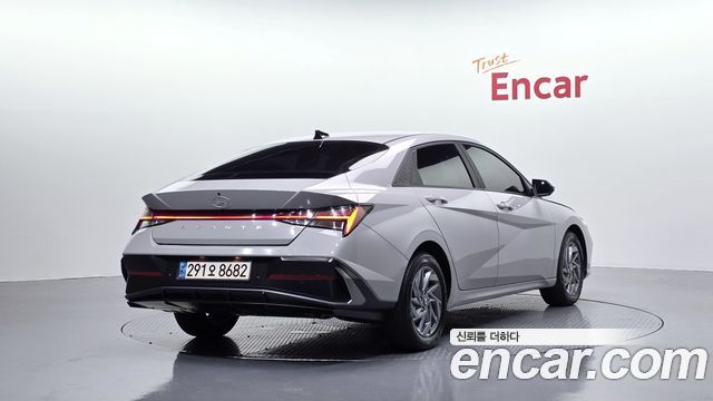 Hyundai AVANTE 2024 — photo 2