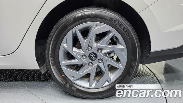 Hyundai AVANTE 2024 — photo 7
