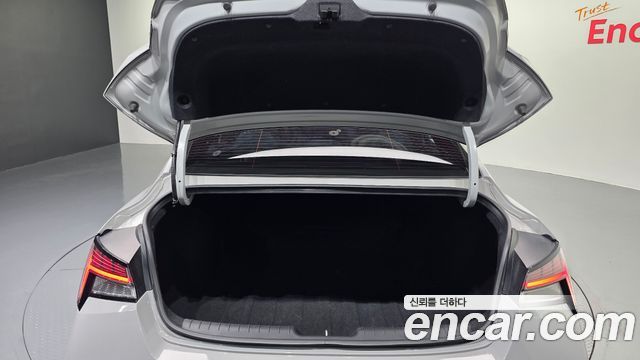 Hyundai AVANTE 2024 — photo 31