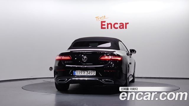 Mercedes-Benz E-Class 2020 — photo 4