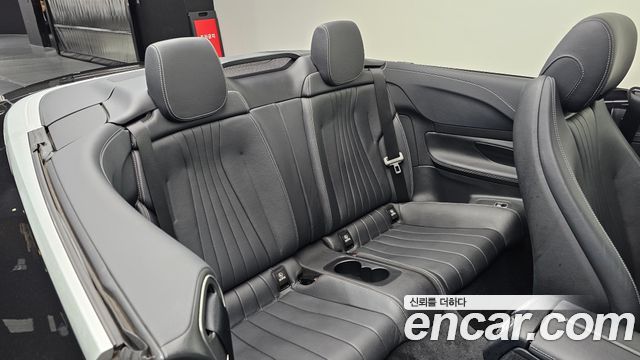 Mercedes-Benz E-Class 2020 — photo 11