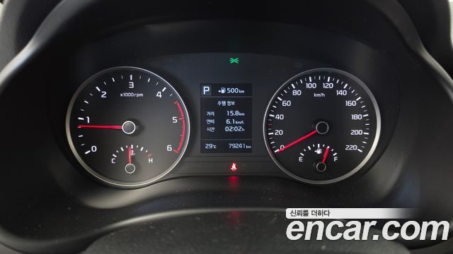 Kia Stonic 2018 — photo 8