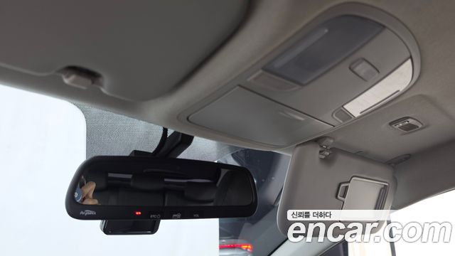 Kia Stonic 2018 — photo 17