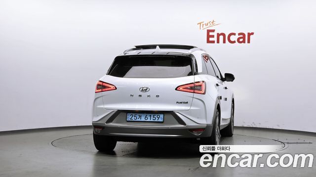 Hyundai Nexo 2023 — photo 4