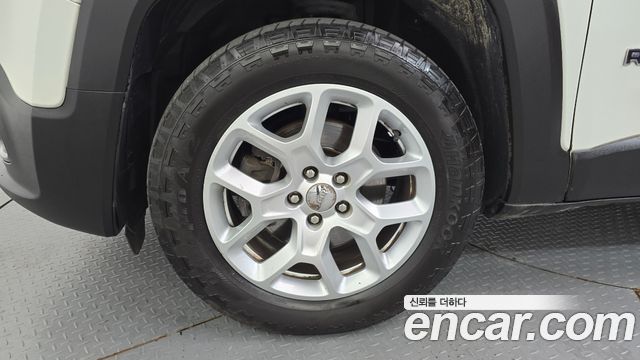 Jeep Renegade 2018 — photo 5
