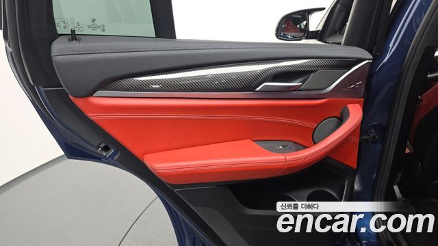 BMW X4M 2020 — photo 15
