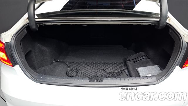 Hyundai Sonata 2017 — photo 26