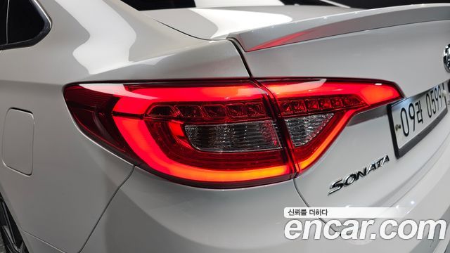 Hyundai Sonata 2017 — photo 9