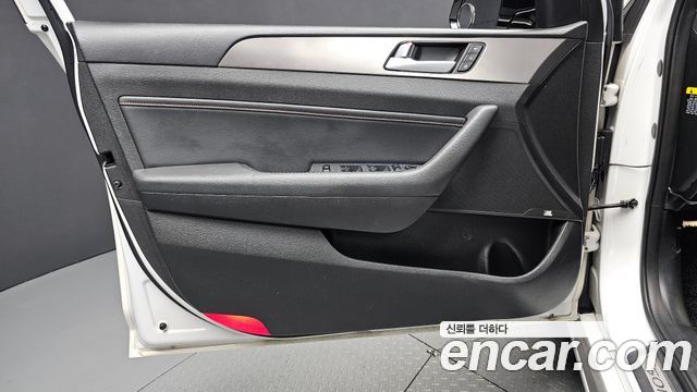 Hyundai Sonata 2017 — photo 14