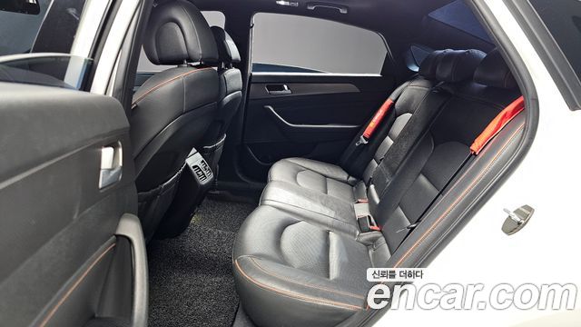 Hyundai Sonata 2017 — photo 16