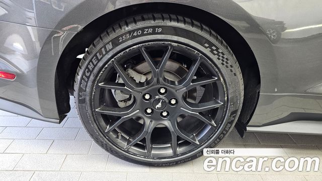 Ford Mustang 2019 — photo 5