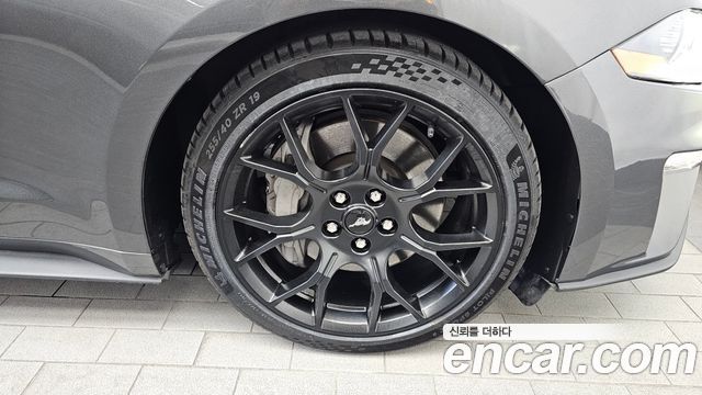 Ford Mustang 2019 — photo 7