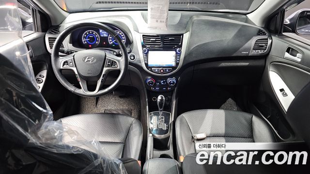 Hyundai Accent 2017 — photo 10
