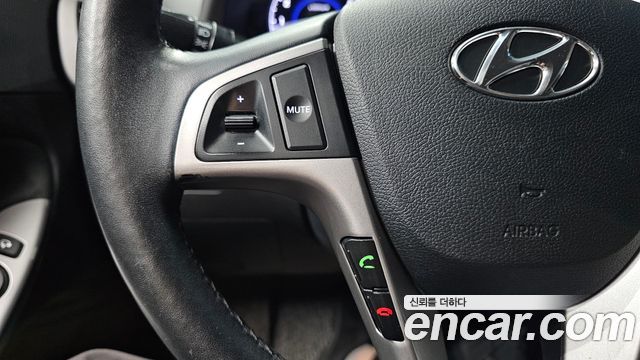 Hyundai Accent 2017 — photo 26
