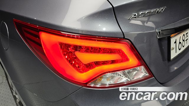 Hyundai Accent 2017 — photo 9