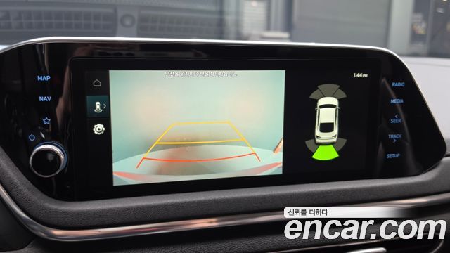 Hyundai Sonata 2020 — photo 17