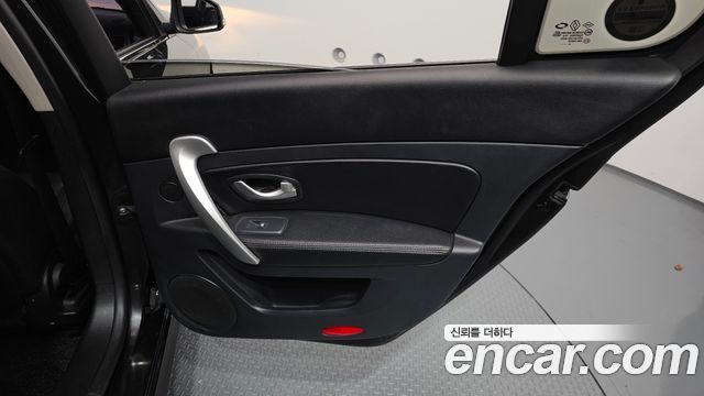 Renault Korea SM5  2014 — photo 15
