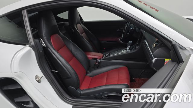 Porsche 718 2018 — photo 16
