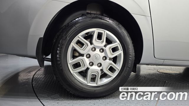 Hyundai Staria 2023 — photo 5